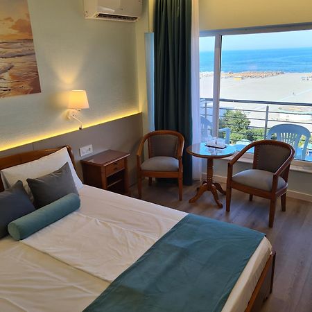 Hotel Comandor مامايا المظهر الخارجي الصورة