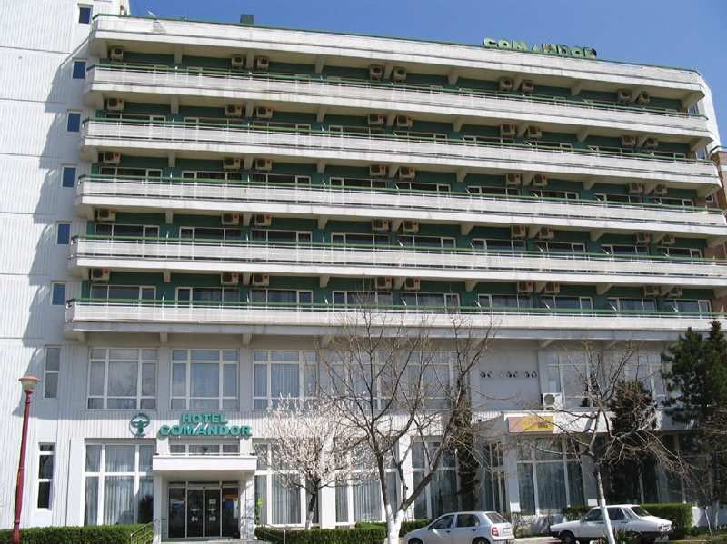 Hotel Comandor مامايا المظهر الخارجي الصورة